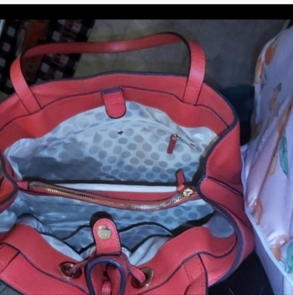 🍂🍁GORGEOUS!!!!Kate spade coral satchel with bow - Picture 4 of 8